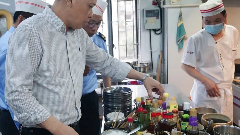清真火锅底料贴牌代加工：揭秘背后的产业链**