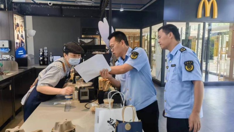 蜜饯果干与话梅：探寻两种传统零食的异同