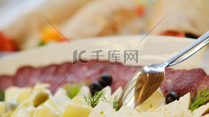 粮油店营业执照过期了，如何应对？**